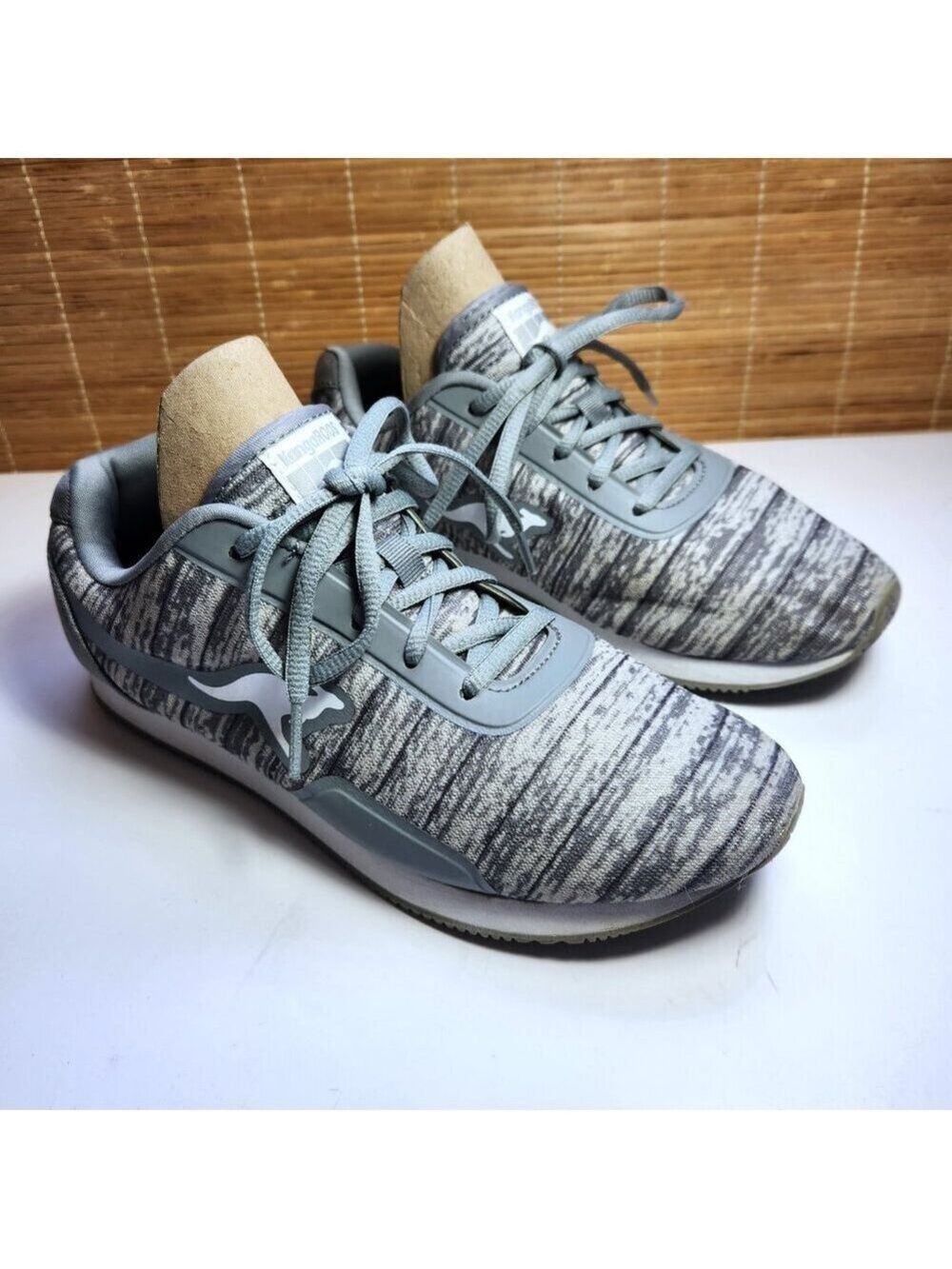 Kangaroos Sneakers Women's Size 8 Athletic Shoes Runners Lace Up US Grey